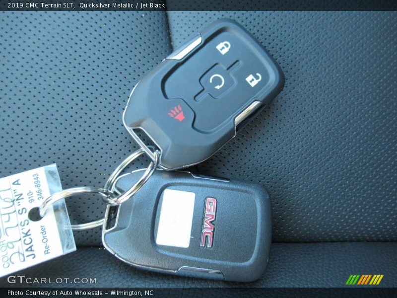 Quicksilver Metallic / Jet Black 2019 GMC Terrain SLT