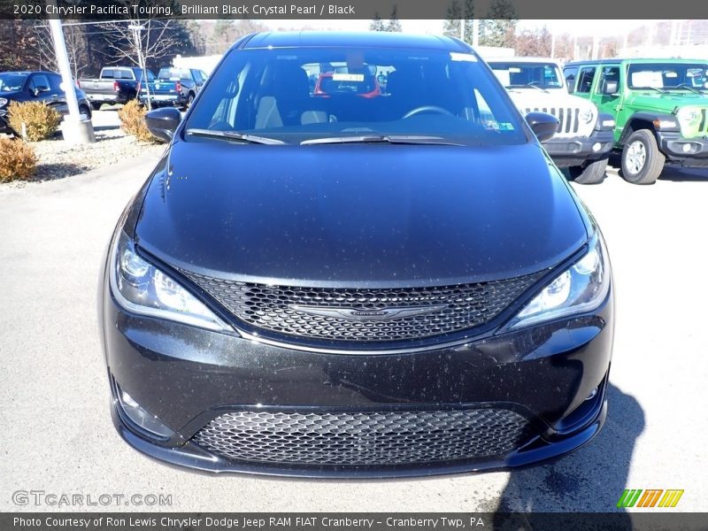 Brilliant Black Crystal Pearl / Black 2020 Chrysler Pacifica Touring