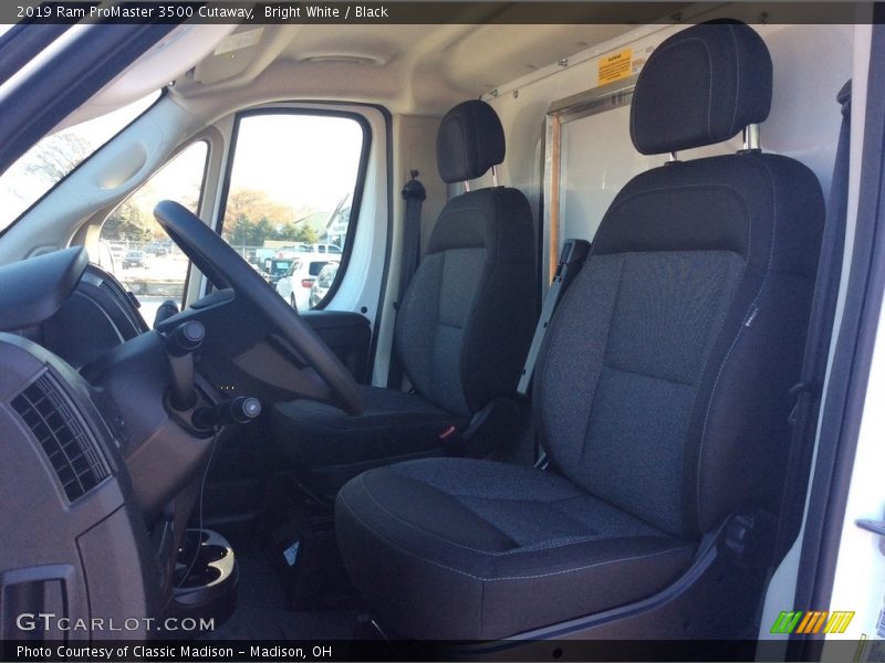 Bright White / Black 2019 Ram ProMaster 3500 Cutaway