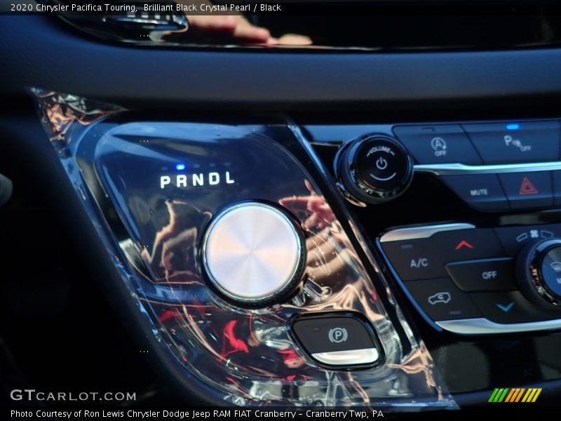 Brilliant Black Crystal Pearl / Black 2020 Chrysler Pacifica Touring