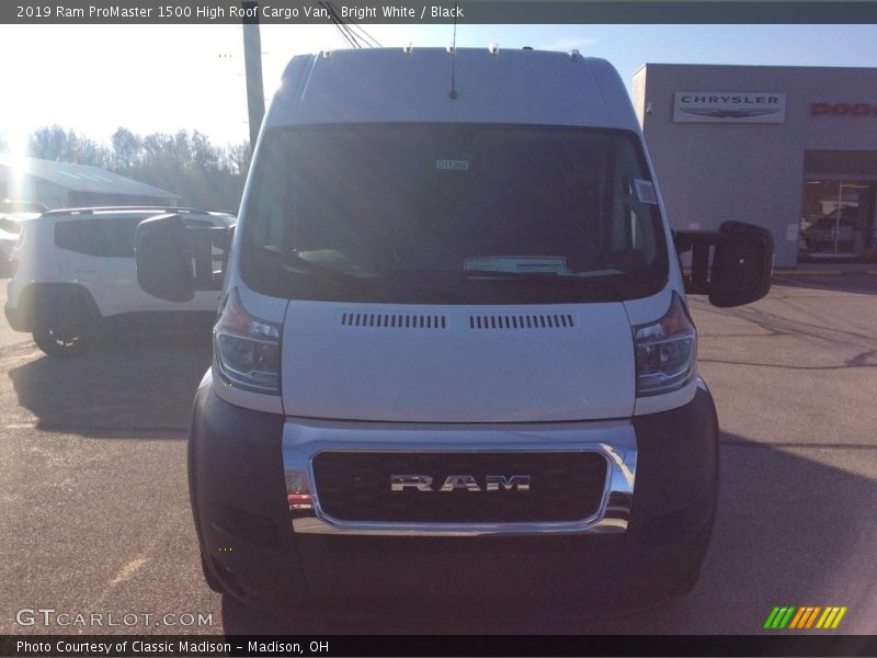 Bright White / Black 2019 Ram ProMaster 1500 High Roof Cargo Van