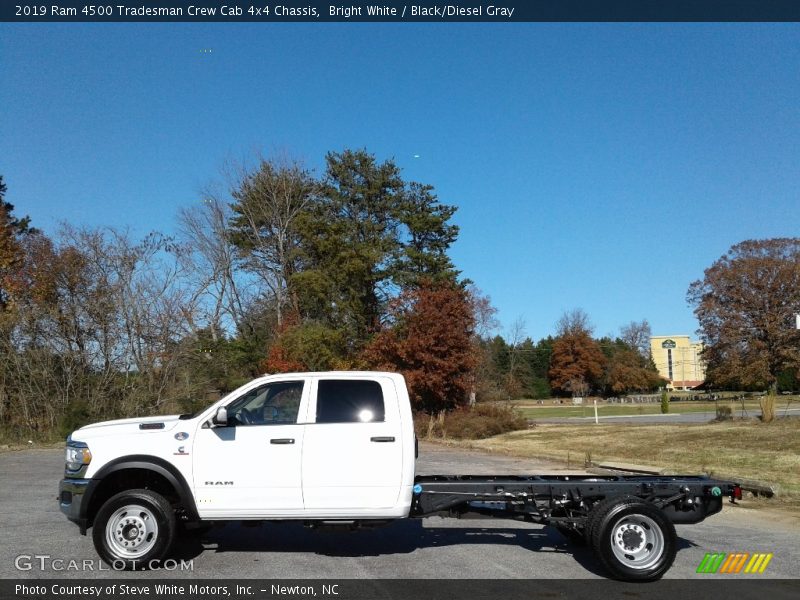 Bright White / Black/Diesel Gray 2019 Ram 4500 Tradesman Crew Cab 4x4 Chassis