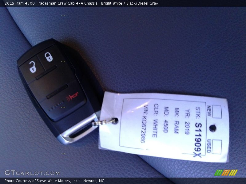 Bright White / Black/Diesel Gray 2019 Ram 4500 Tradesman Crew Cab 4x4 Chassis