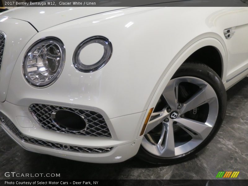 Glacier White / Linen 2017 Bentley Bentayga W12