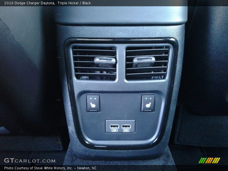 Triple Nickel / Black 2019 Dodge Charger Daytona