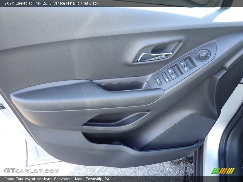 Silver Ice Metallic / Jet Black 2020 Chevrolet Trax LS