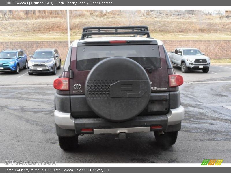 Black Cherry Pearl / Dark Charcoal 2007 Toyota FJ Cruiser 4WD
