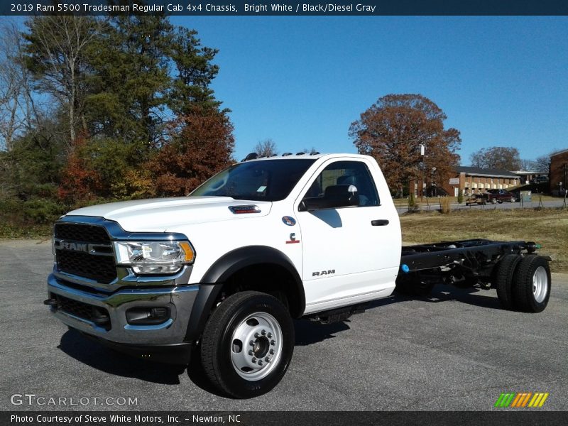 Bright White / Black/Diesel Gray 2019 Ram 5500 Tradesman Regular Cab 4x4 Chassis