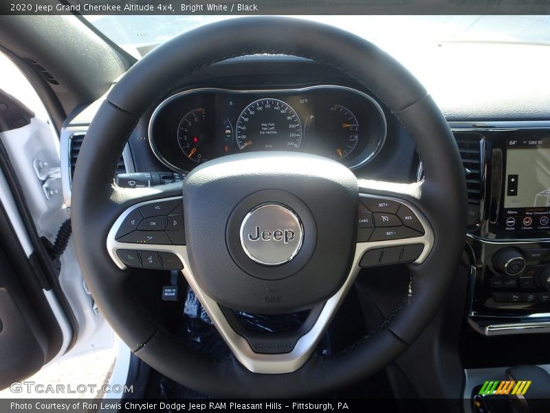Bright White / Black 2020 Jeep Grand Cherokee Altitude 4x4