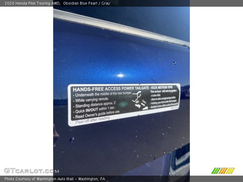 Obsidian Blue Pearl / Gray 2020 Honda Pilot Touring AWD