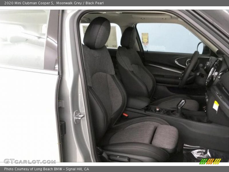 Front Seat of 2020 Clubman Cooper S