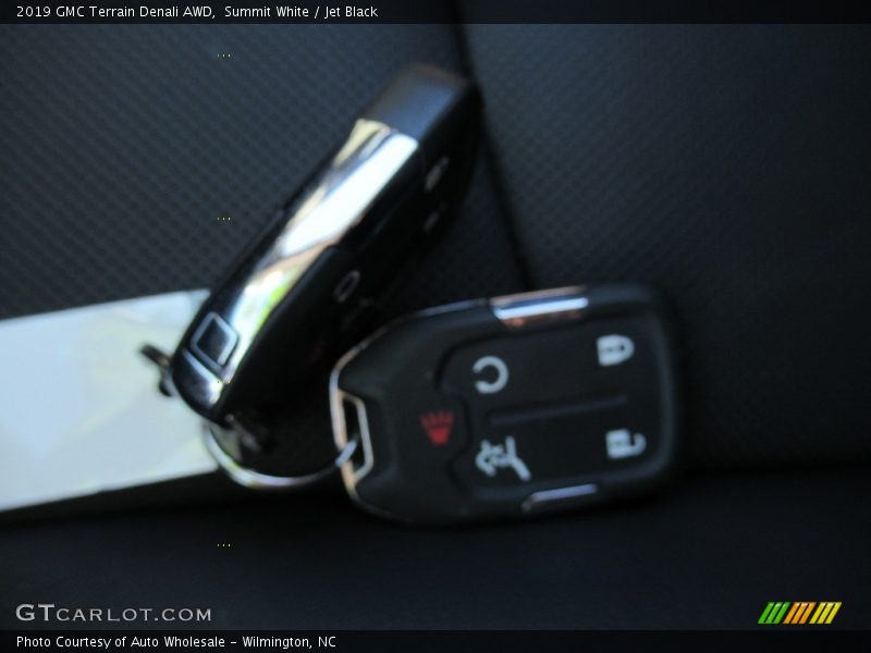 Summit White / Jet Black 2019 GMC Terrain Denali AWD