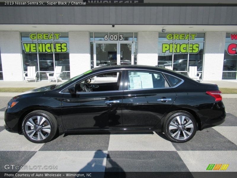 Super Black / Charcoal 2019 Nissan Sentra SV