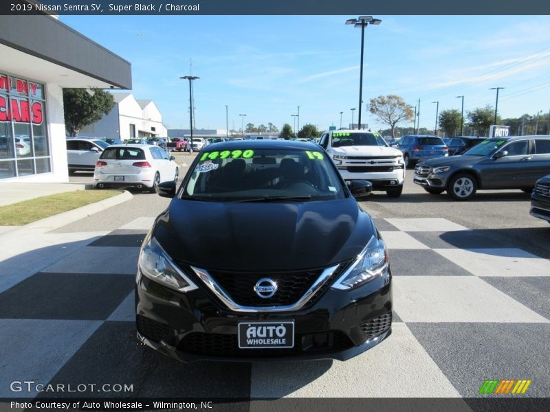 Super Black / Charcoal 2019 Nissan Sentra SV