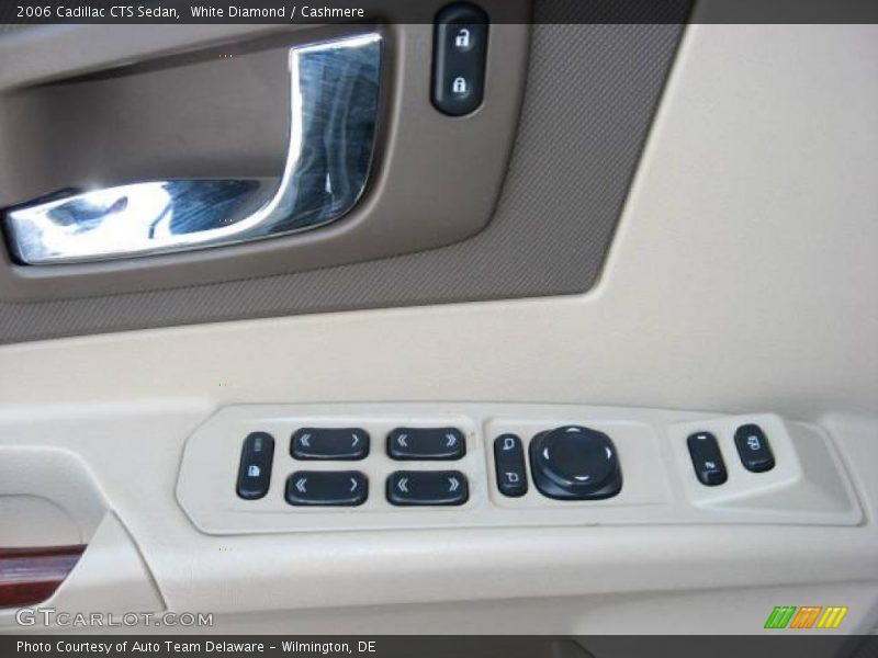 White Diamond / Cashmere 2006 Cadillac CTS Sedan