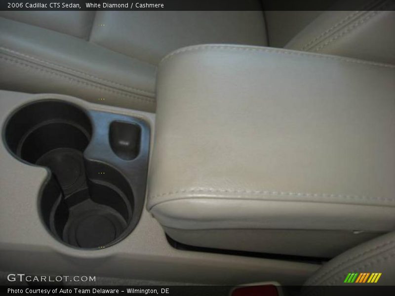 White Diamond / Cashmere 2006 Cadillac CTS Sedan