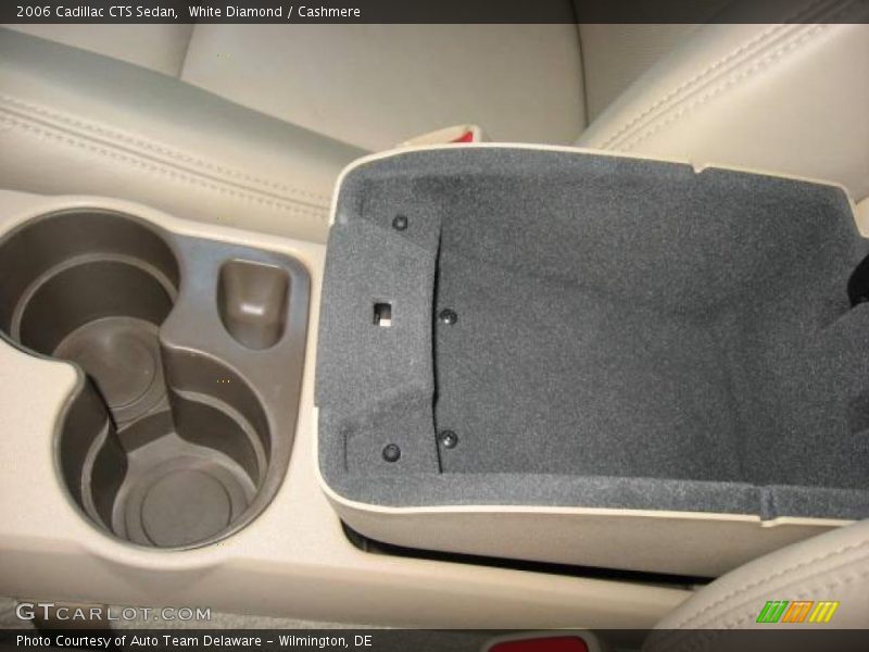 White Diamond / Cashmere 2006 Cadillac CTS Sedan