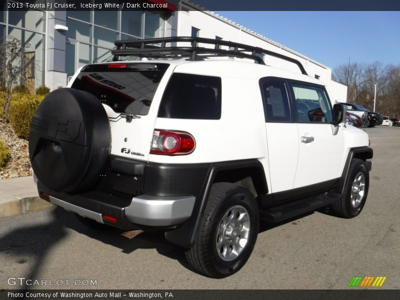 Iceberg White / Dark Charcoal 2013 Toyota FJ Cruiser