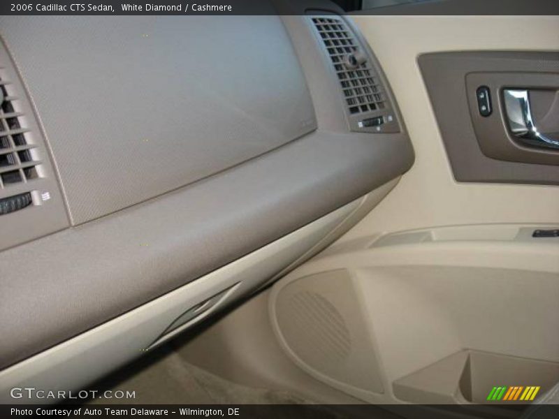 White Diamond / Cashmere 2006 Cadillac CTS Sedan