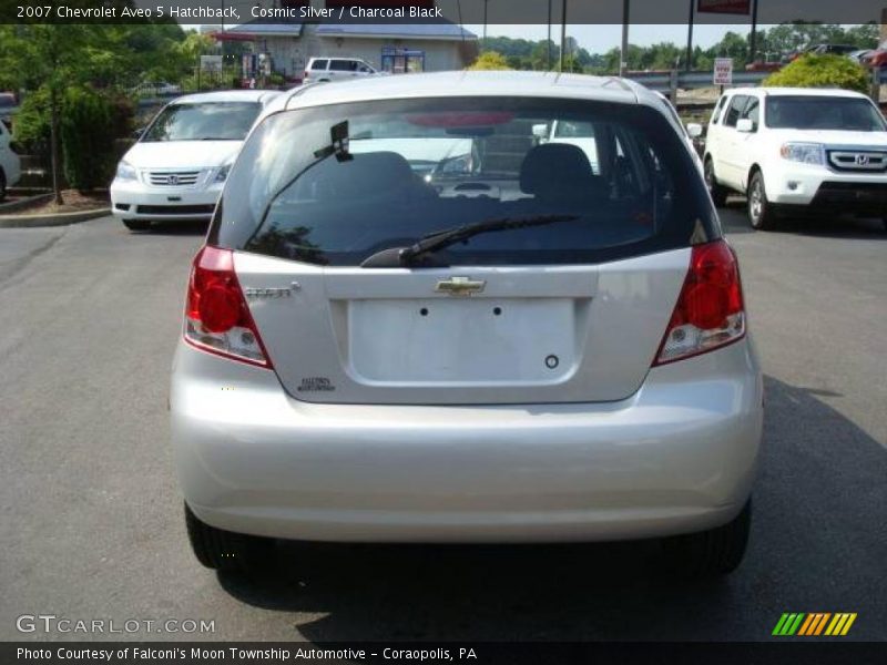Cosmic Silver / Charcoal Black 2007 Chevrolet Aveo 5 Hatchback