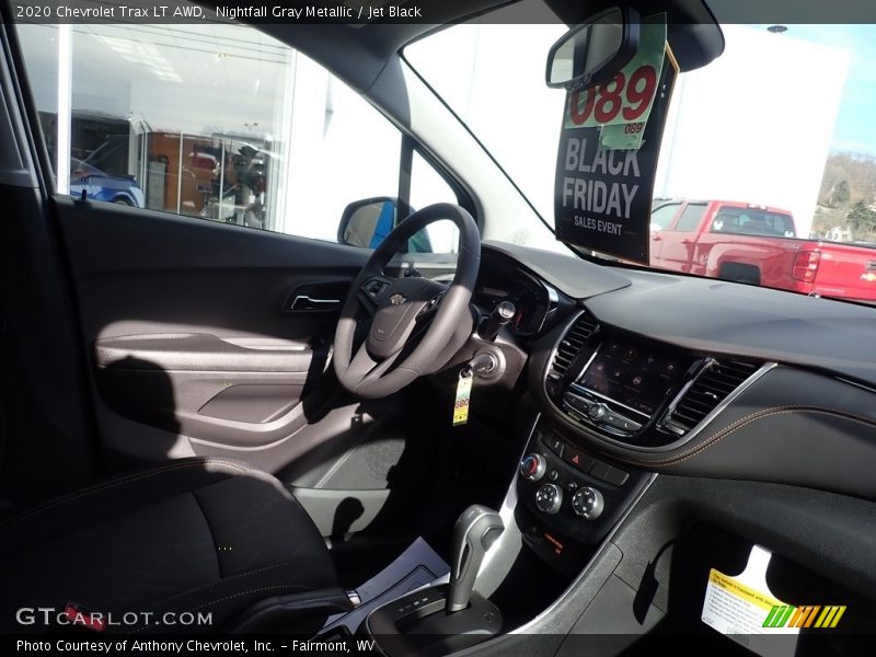 Nightfall Gray Metallic / Jet Black 2020 Chevrolet Trax LT AWD