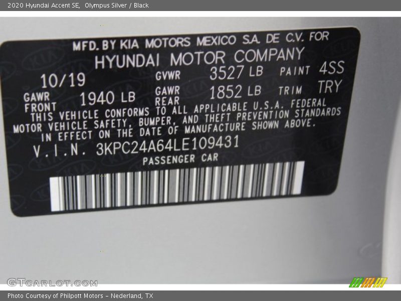 Olympus Silver / Black 2020 Hyundai Accent SE