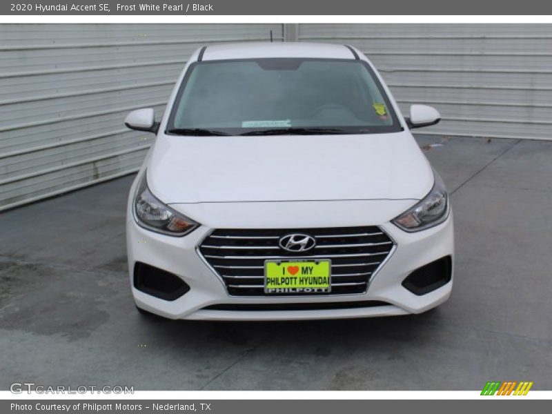 Frost White Pearl / Black 2020 Hyundai Accent SE