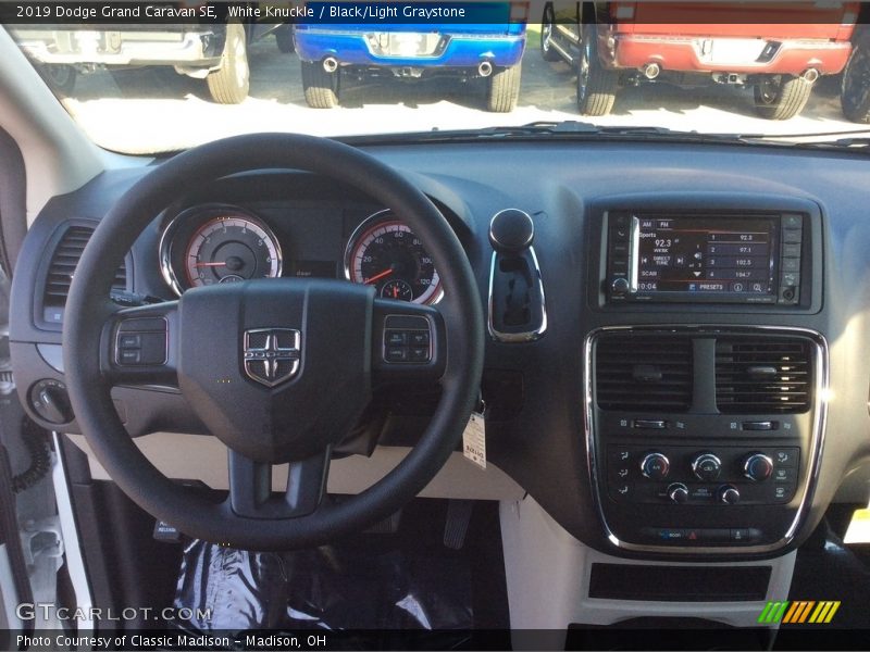 White Knuckle / Black/Light Graystone 2019 Dodge Grand Caravan SE