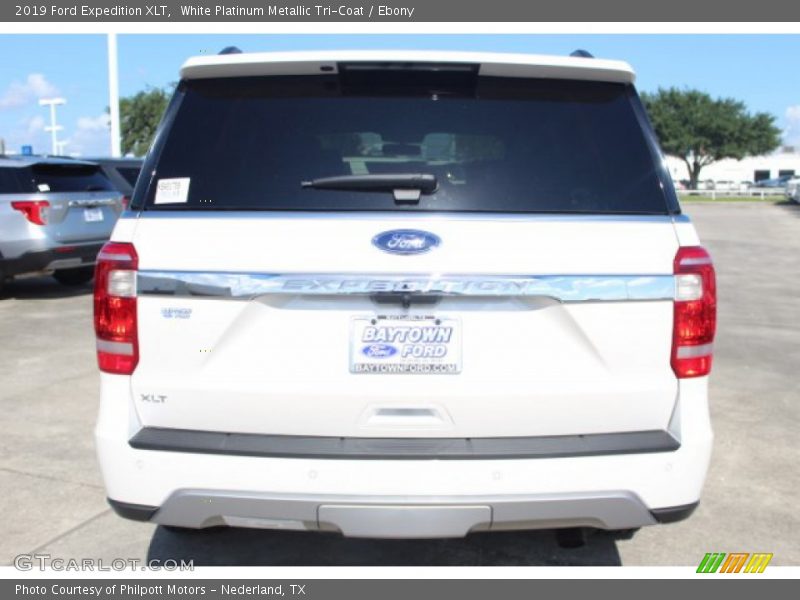 White Platinum Metallic Tri-Coat / Ebony 2019 Ford Expedition XLT