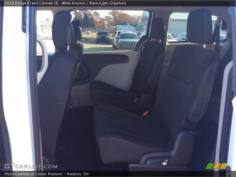 White Knuckle / Black/Light Graystone 2019 Dodge Grand Caravan SE