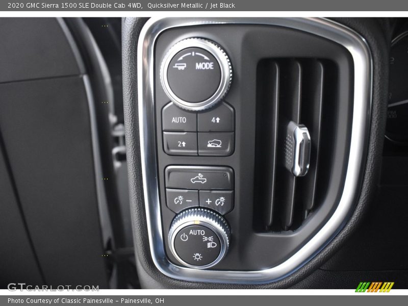 Quicksilver Metallic / Jet Black 2020 GMC Sierra 1500 SLE Double Cab 4WD