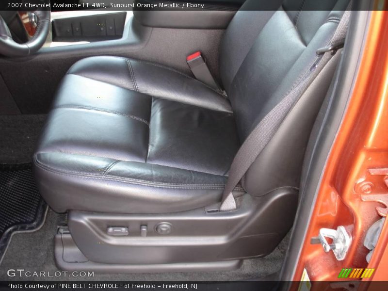 Sunburst Orange Metallic / Ebony 2007 Chevrolet Avalanche LT 4WD