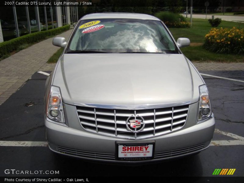 Light Platinum / Shale 2007 Cadillac DTS Luxury