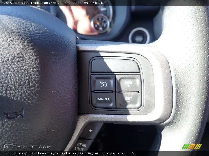 Bright White / Black 2019 Ram 3500 Tradesman Crew Cab 4x4