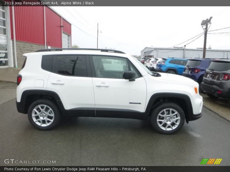 Alpine White / Black 2019 Jeep Renegade Sport 4x4
