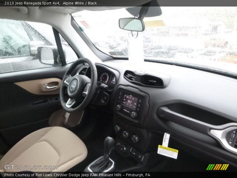 Alpine White / Black 2019 Jeep Renegade Sport 4x4