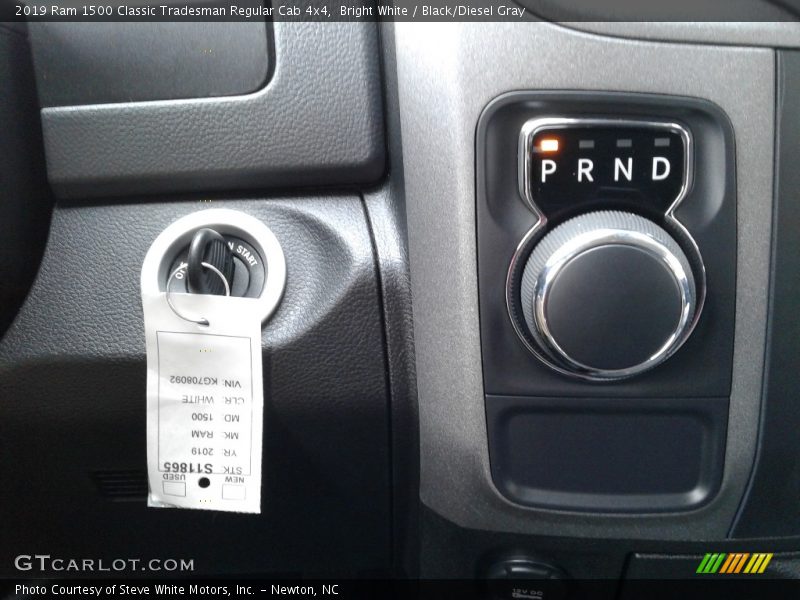 Bright White / Black/Diesel Gray 2019 Ram 1500 Classic Tradesman Regular Cab 4x4