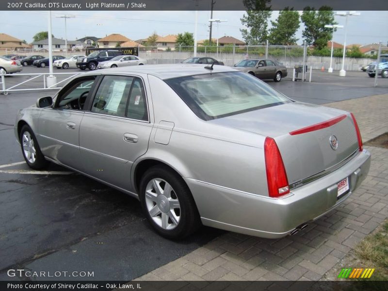 Light Platinum / Shale 2007 Cadillac DTS Luxury