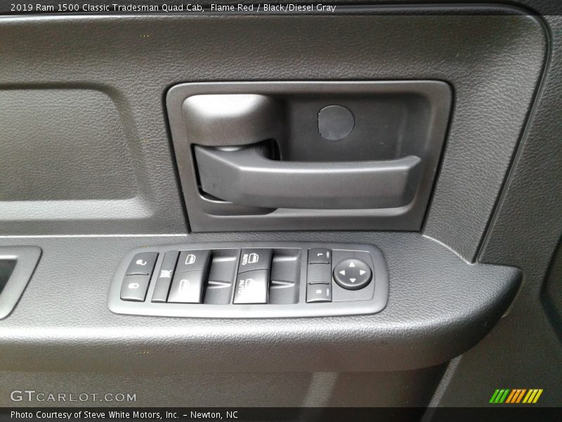 Flame Red / Black/Diesel Gray 2019 Ram 1500 Classic Tradesman Quad Cab