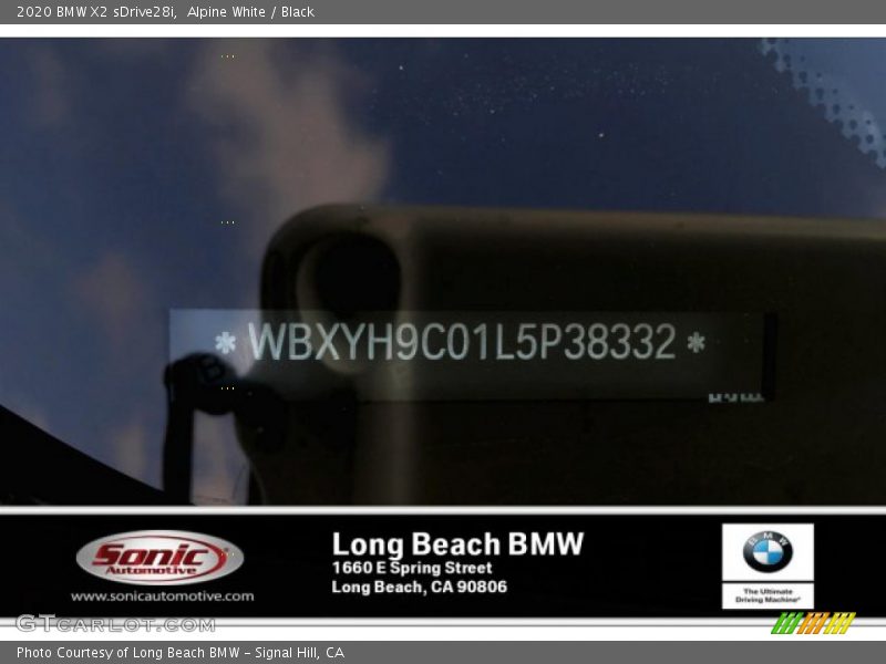 Alpine White / Black 2020 BMW X2 sDrive28i