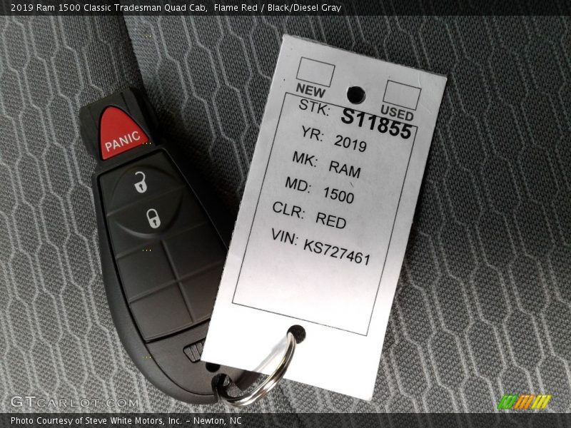 Flame Red / Black/Diesel Gray 2019 Ram 1500 Classic Tradesman Quad Cab