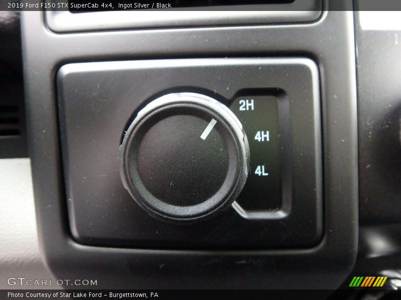 Ingot Silver / Black 2019 Ford F150 STX SuperCab 4x4