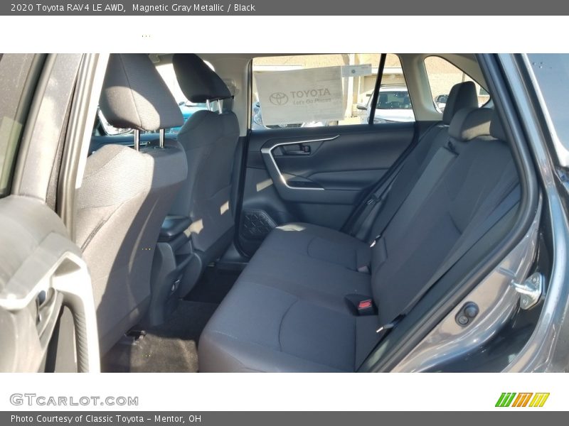 Magnetic Gray Metallic / Black 2020 Toyota RAV4 LE AWD