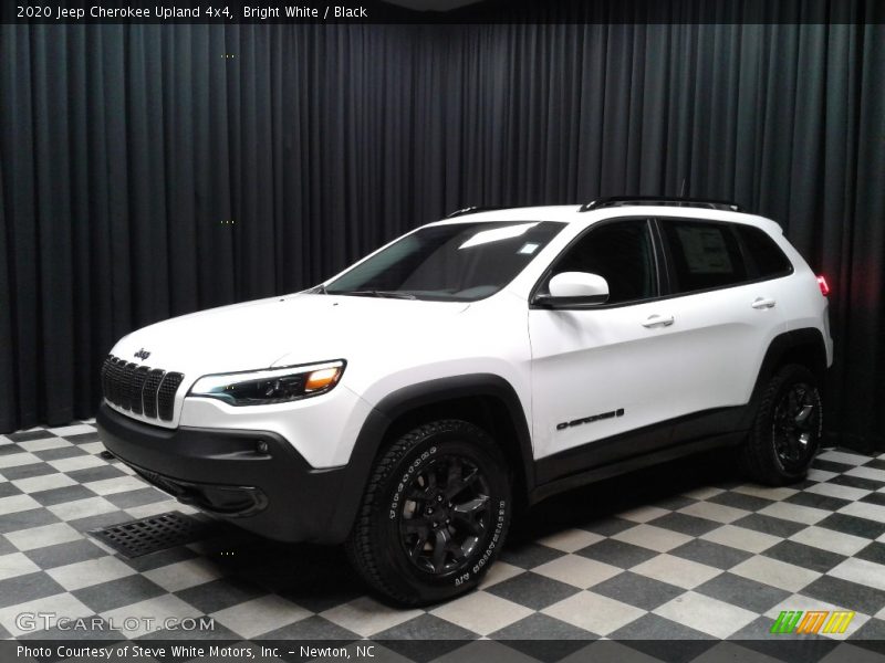 Bright White / Black 2020 Jeep Cherokee Upland 4x4