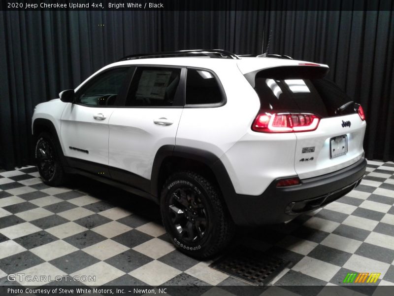 Bright White / Black 2020 Jeep Cherokee Upland 4x4