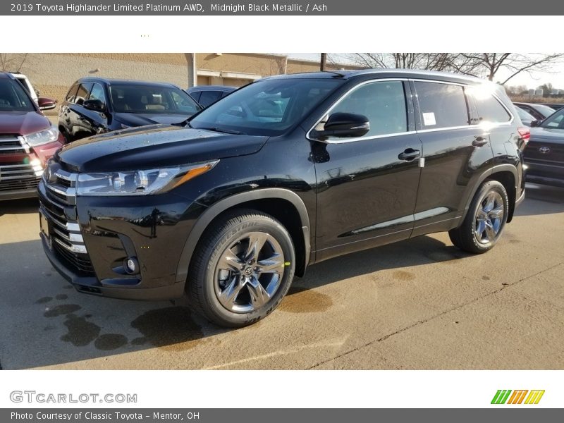 Midnight Black Metallic / Ash 2019 Toyota Highlander Limited Platinum AWD