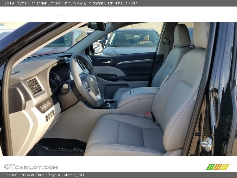 Midnight Black Metallic / Ash 2019 Toyota Highlander Limited Platinum AWD