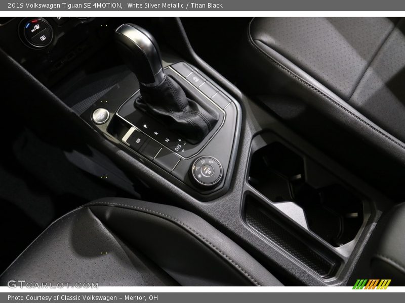 White Silver Metallic / Titan Black 2019 Volkswagen Tiguan SE 4MOTION