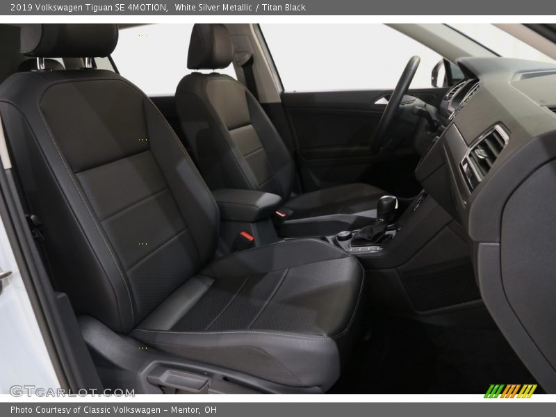 White Silver Metallic / Titan Black 2019 Volkswagen Tiguan SE 4MOTION