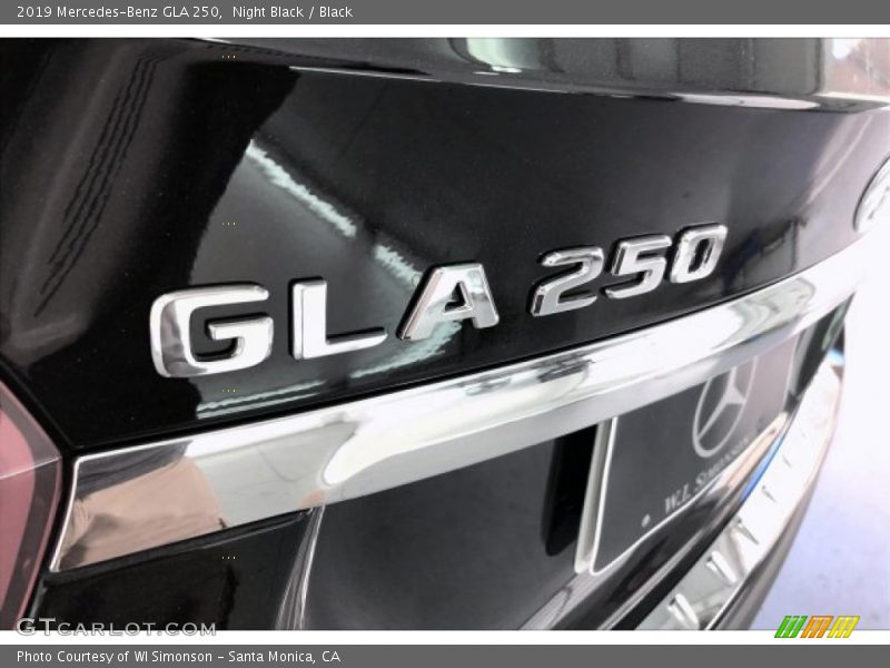 Night Black / Black 2019 Mercedes-Benz GLA 250